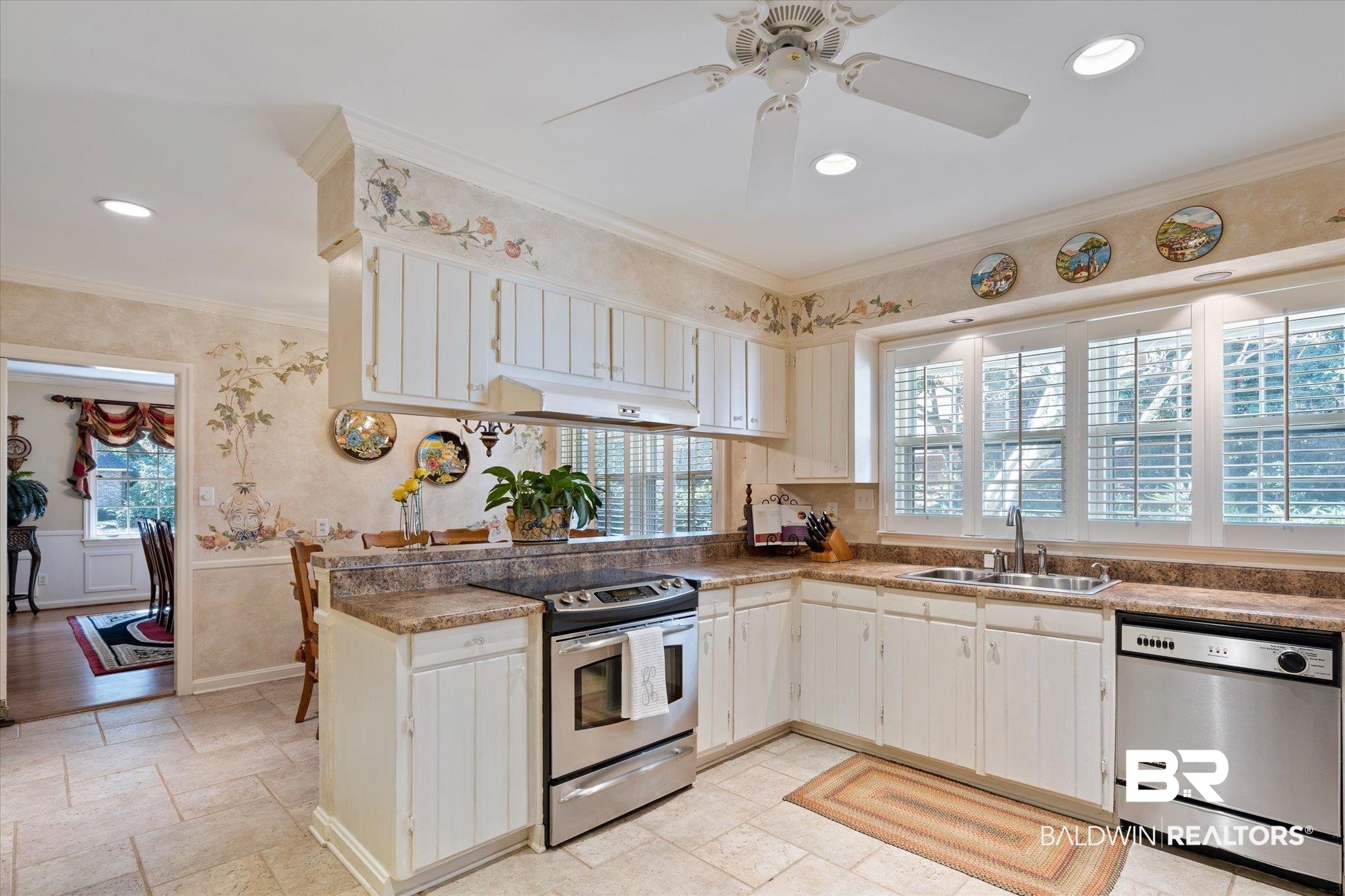 14 Spring Bank Road Mobile, AL 36608 - Photo 11 of 33