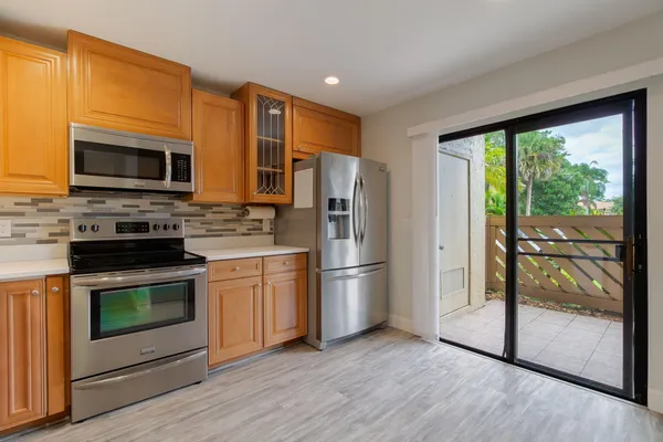 $2,800 | 12989 Odessa Trail, Unit 6, Wellington, FL 33414