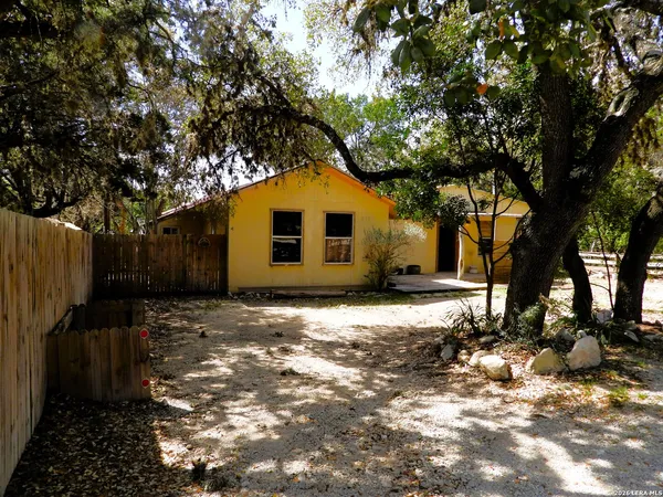 $119,500 | 333 Rainbow Drive, Lakehills, TX 78063