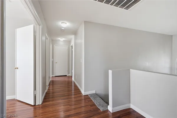 $2,580 | 808 Majestic Rock Circle, Las Vegas, NV 89128