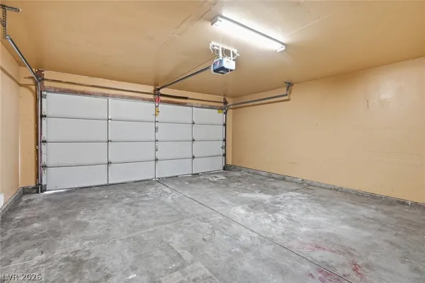 $2,580 | 808 Majestic Rock Circle, Las Vegas, NV 89128