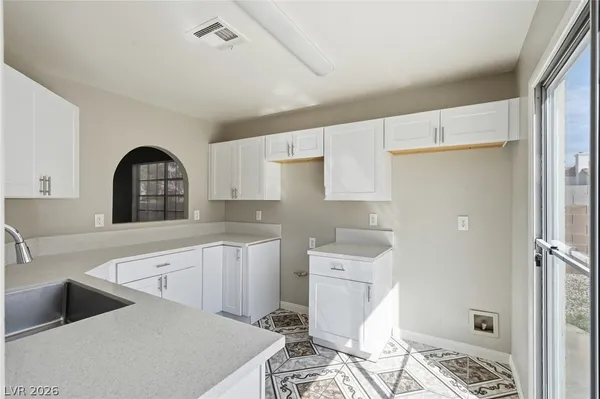 $2,580 | 808 Majestic Rock Circle, Las Vegas, NV 89128