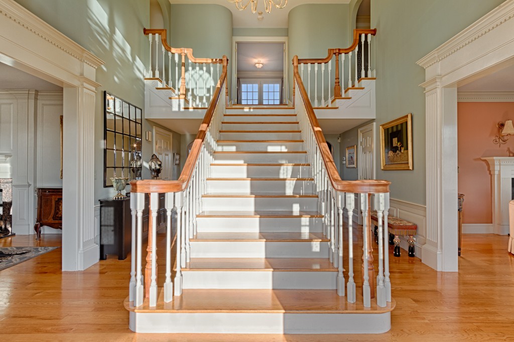 49 High Road Newbury, MA 01951 - Photo 3 of 29 Gallery Image 3