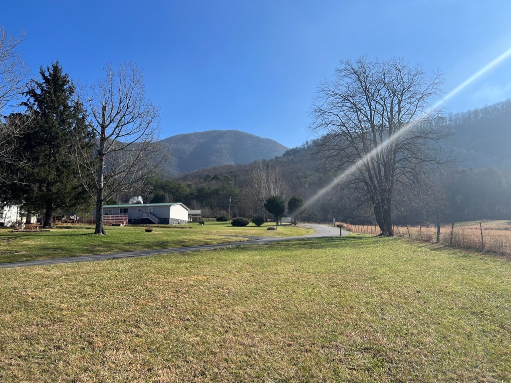 11 Katy Hollar Rd. Road Sevierville, TN 37862 - Photo 13 of 17