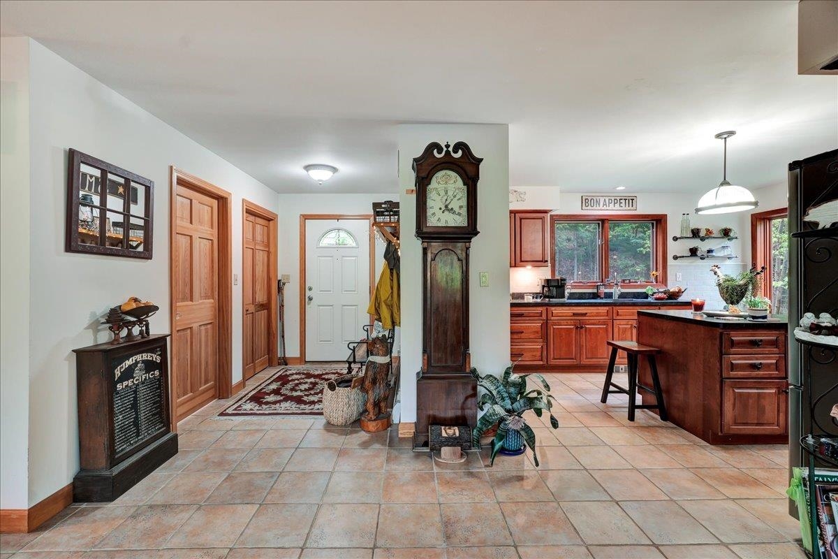 132 Willow Street Warren, VT 05674 - Photo 7 of 60