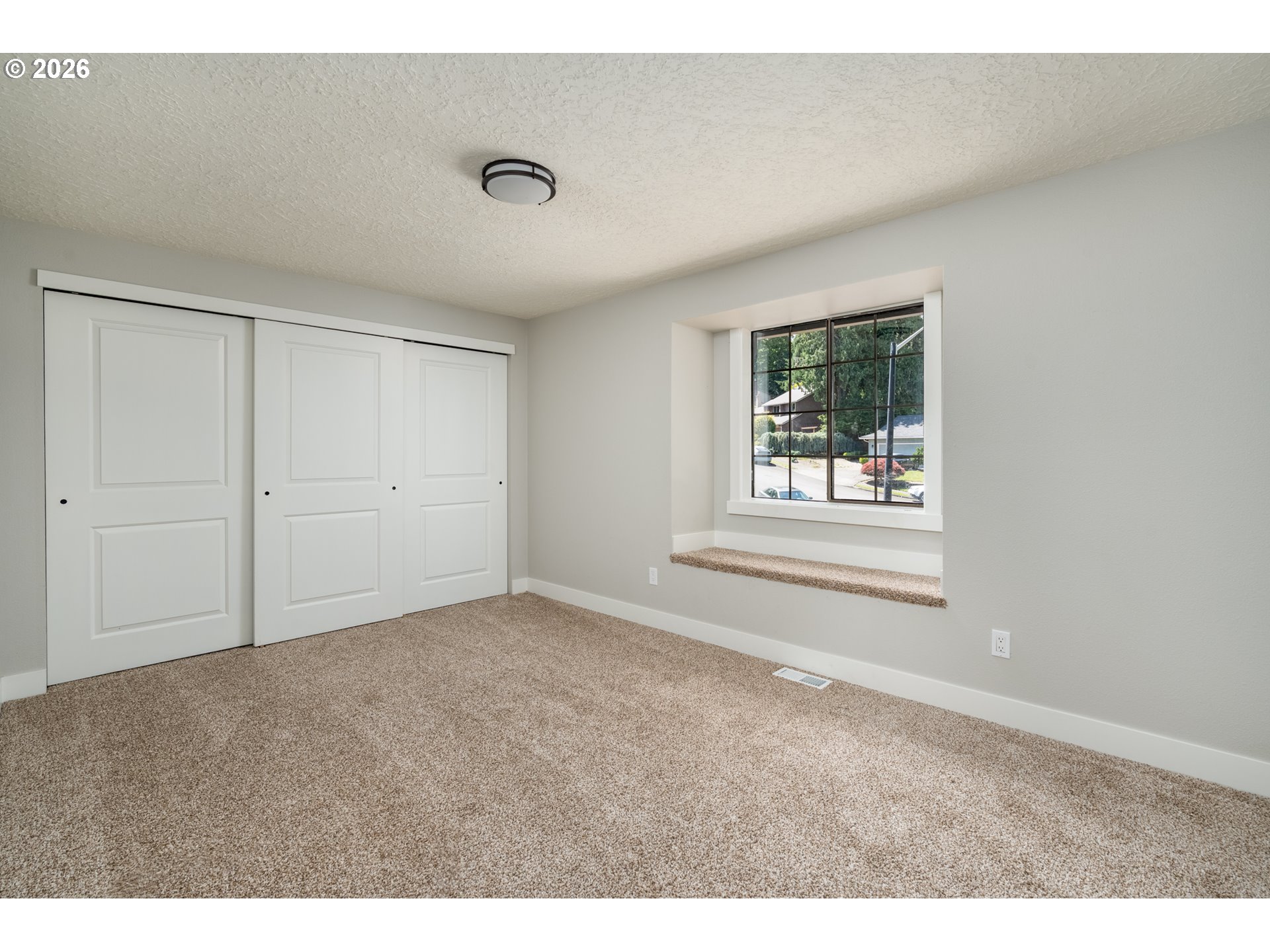 4010 Southwest 13th Court Gresham, OR 97080 - Photo 22 of 33 Bedroom