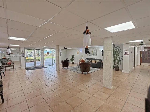 $295,000 | 14250 Southwest 62nd Street, Unit 402, Miami, FL 33183