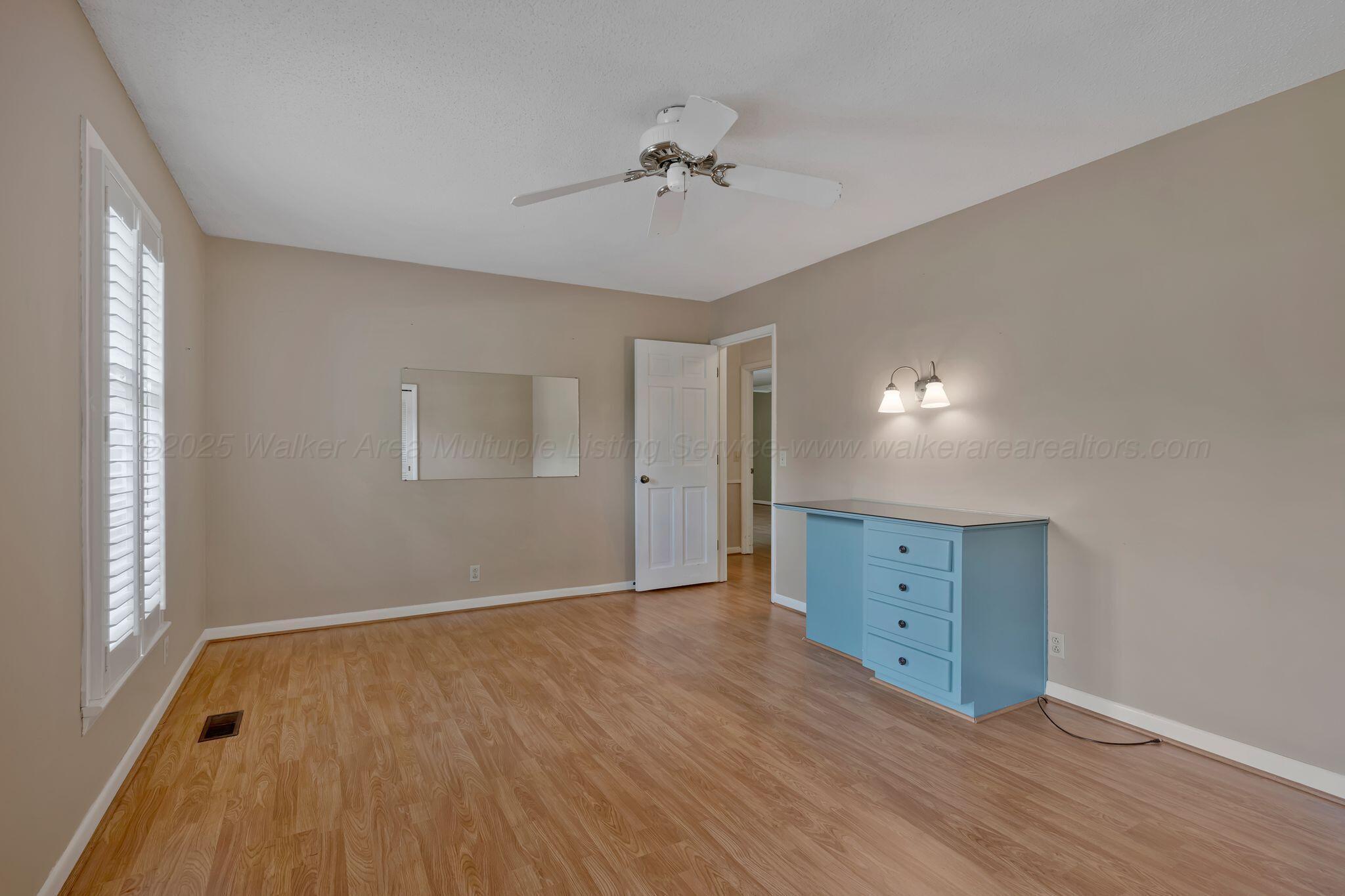 801 Excalibur Road Jasper, AL 35503 - Photo 23 of 49 Guest Bedroom
