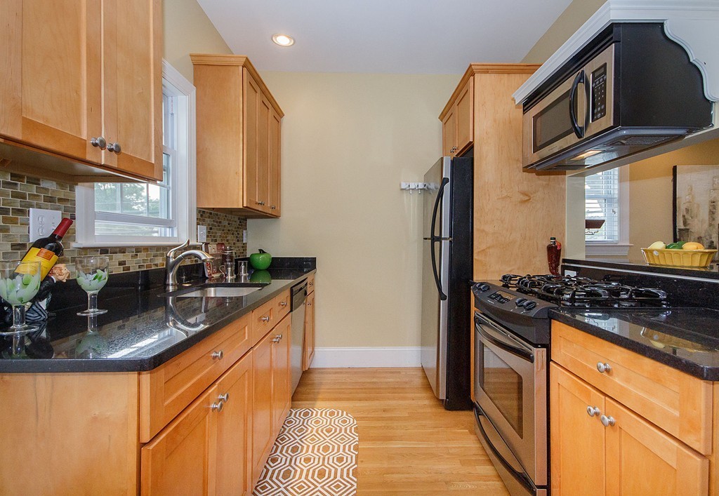 67 Bay State Road, Unit 1 Cambridge, MA 02138 - Photo 2 of 13 Gallery Image 2