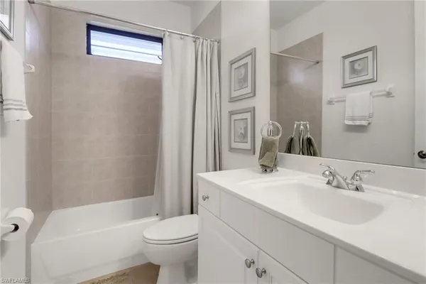 $950,000 | 28404 Via Odanti Drive, Bonita Springs, FL 34135