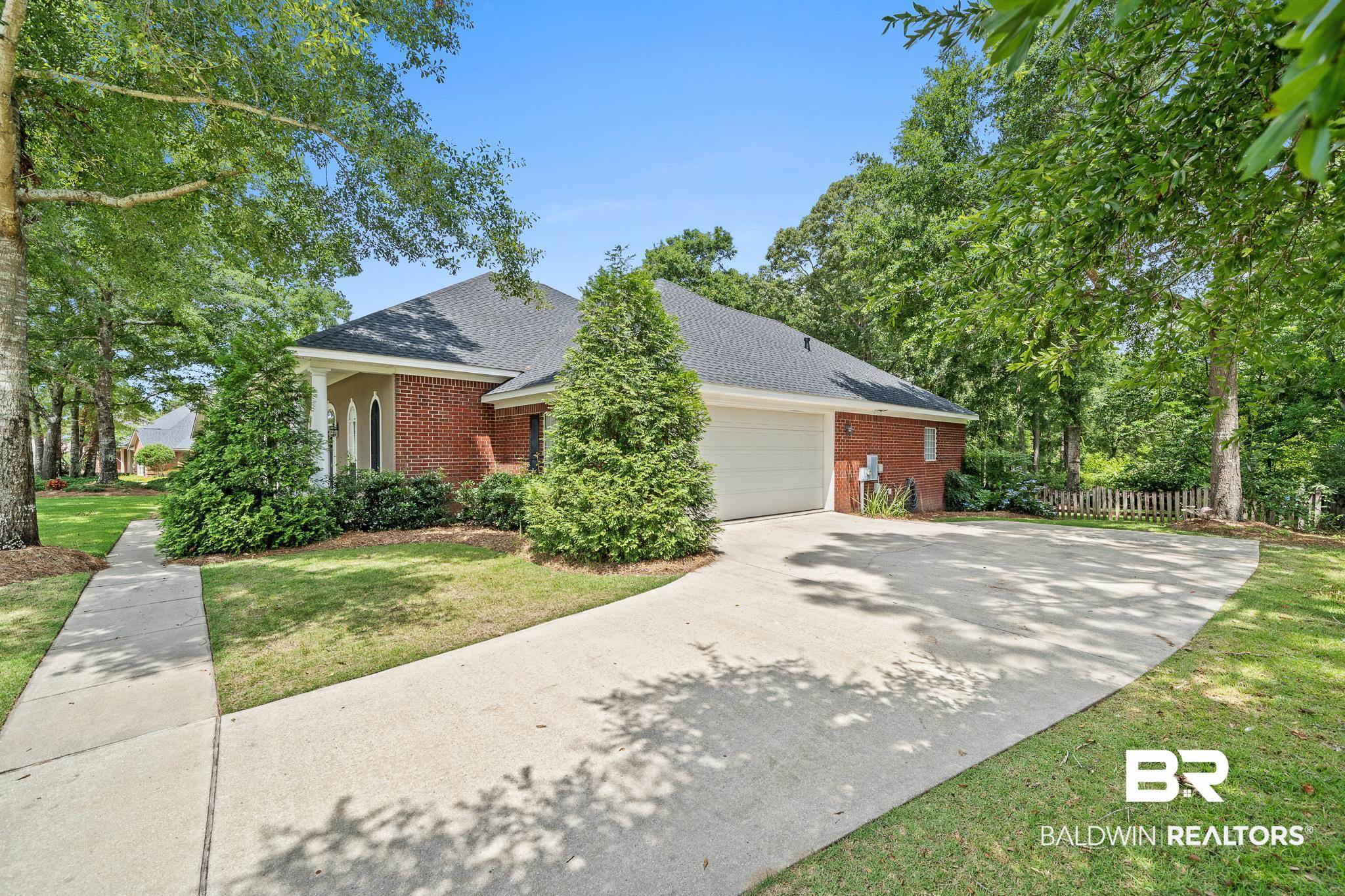 8280 Pine Run Daphne, AL 36527 - Photo 27 of 30 Driveway/Garage