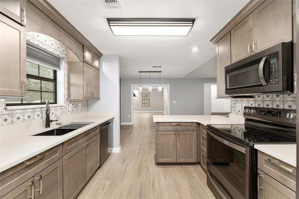 6548 Southwest 136th Court Road Ocala, FL 34481 - Photo 20 of 98