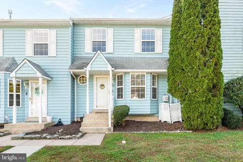 $315,000 | 632 Woodgate Lane, Aston, PA 19014