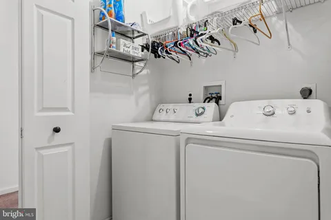 $315,000 | 632 Woodgate Lane, Aston, PA 19014