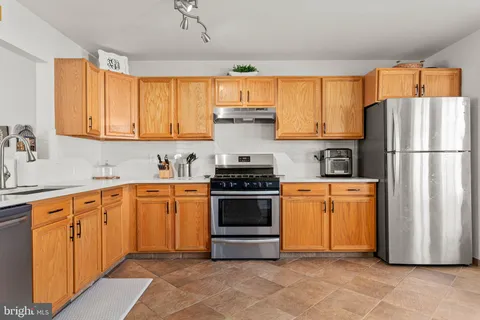 $315,000 | 632 Woodgate Lane, Aston, PA 19014