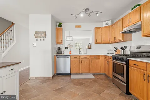 $315,000 | 632 Woodgate Lane, Aston, PA 19014