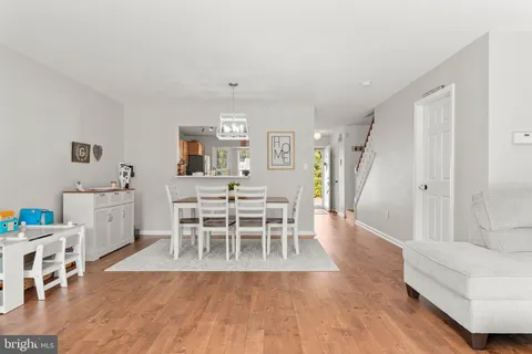 $315,000 | 632 Woodgate Lane, Aston, PA 19014