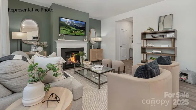 $299,000 | 604 13th Ave Drive Northeast, Hickory, NC 28601