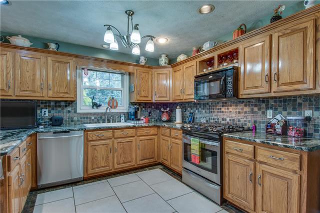 1003 Lorilei Lane Springfield, TN 37172 - Photo 4 of 20 Gallery Image 4