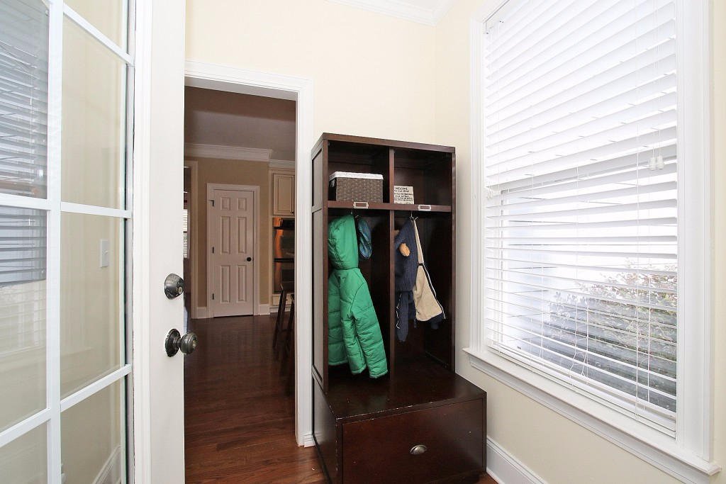 1316 Osmond Road Mount Pleasant, SC 29466 - Photo 16 of 34 Mudroom