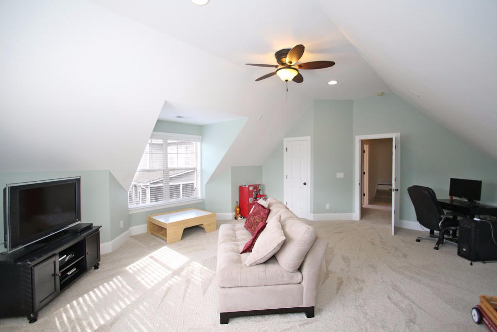 1316 Osmond Road Mount Pleasant, SC 29466 - Photo 26 of 34 Bonus room 2