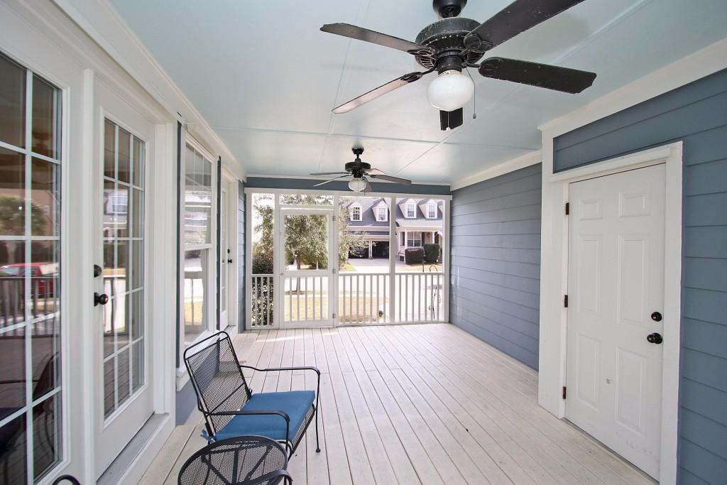 1316 Osmond Road Mount Pleasant, SC 29466 - Photo 30 of 34 Screen Porch