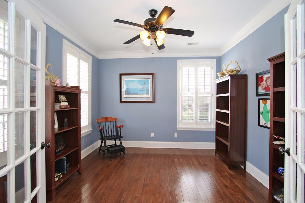 1316 Osmond Road Mount Pleasant, SC 29466 - Photo 5 of 34 Office