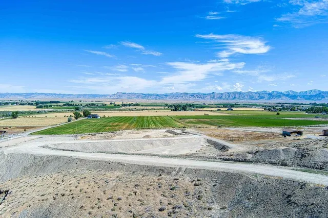 $299,000 | 1655 O Road, Loma, CO 81524