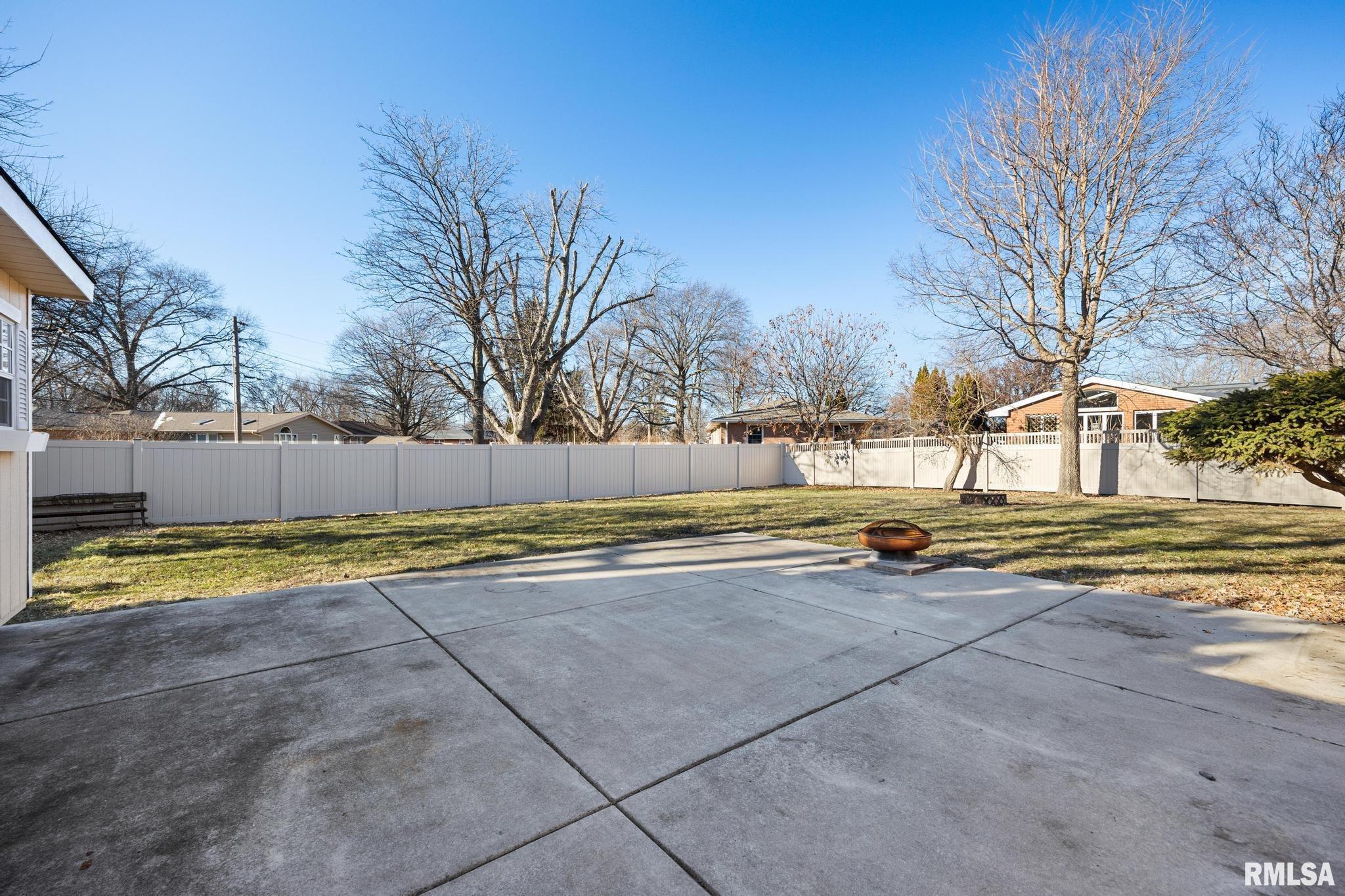 525 Brentwood Road Morton, IL 61550 - Photo 30 of 33