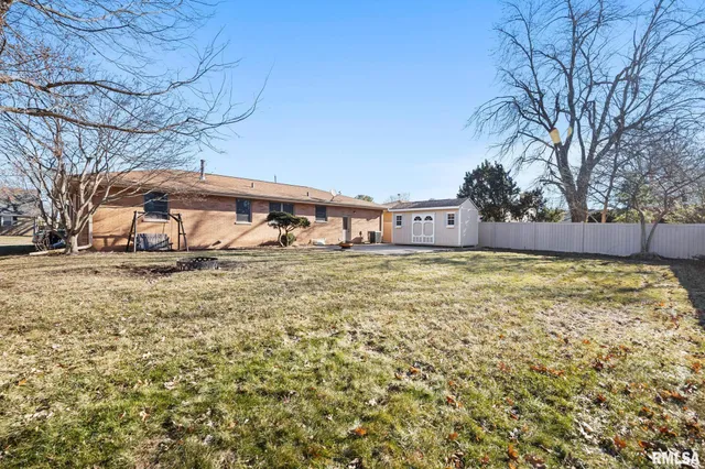 $234,900 | 525 Brentwood Road, Morton, IL 61550