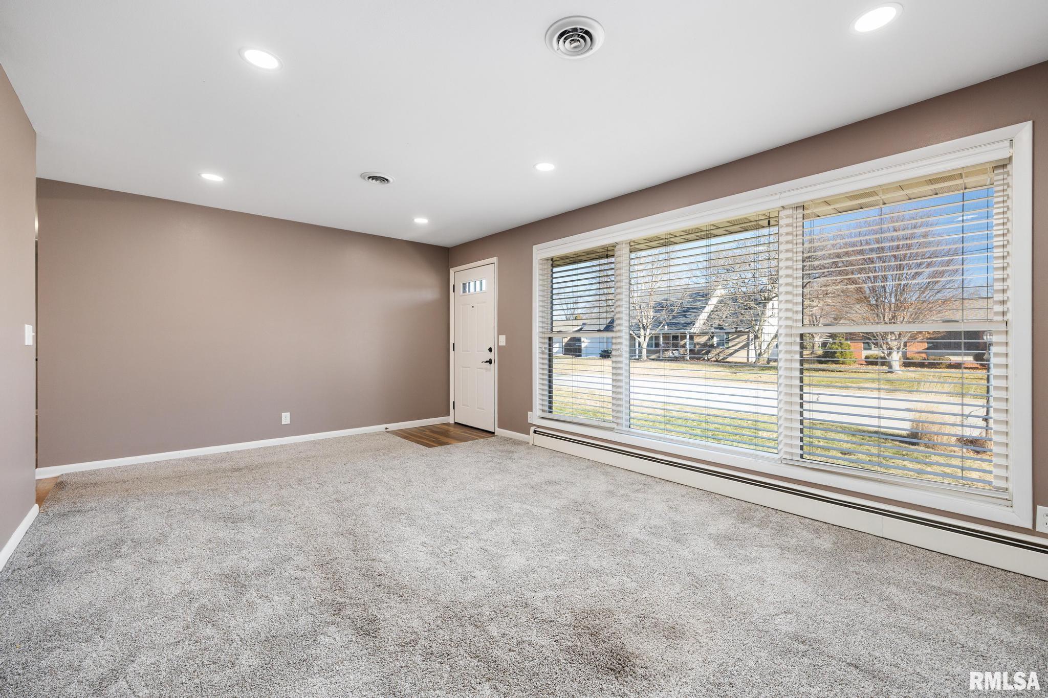 525 Brentwood Road Morton, IL 61550 - Photo 5 of 33