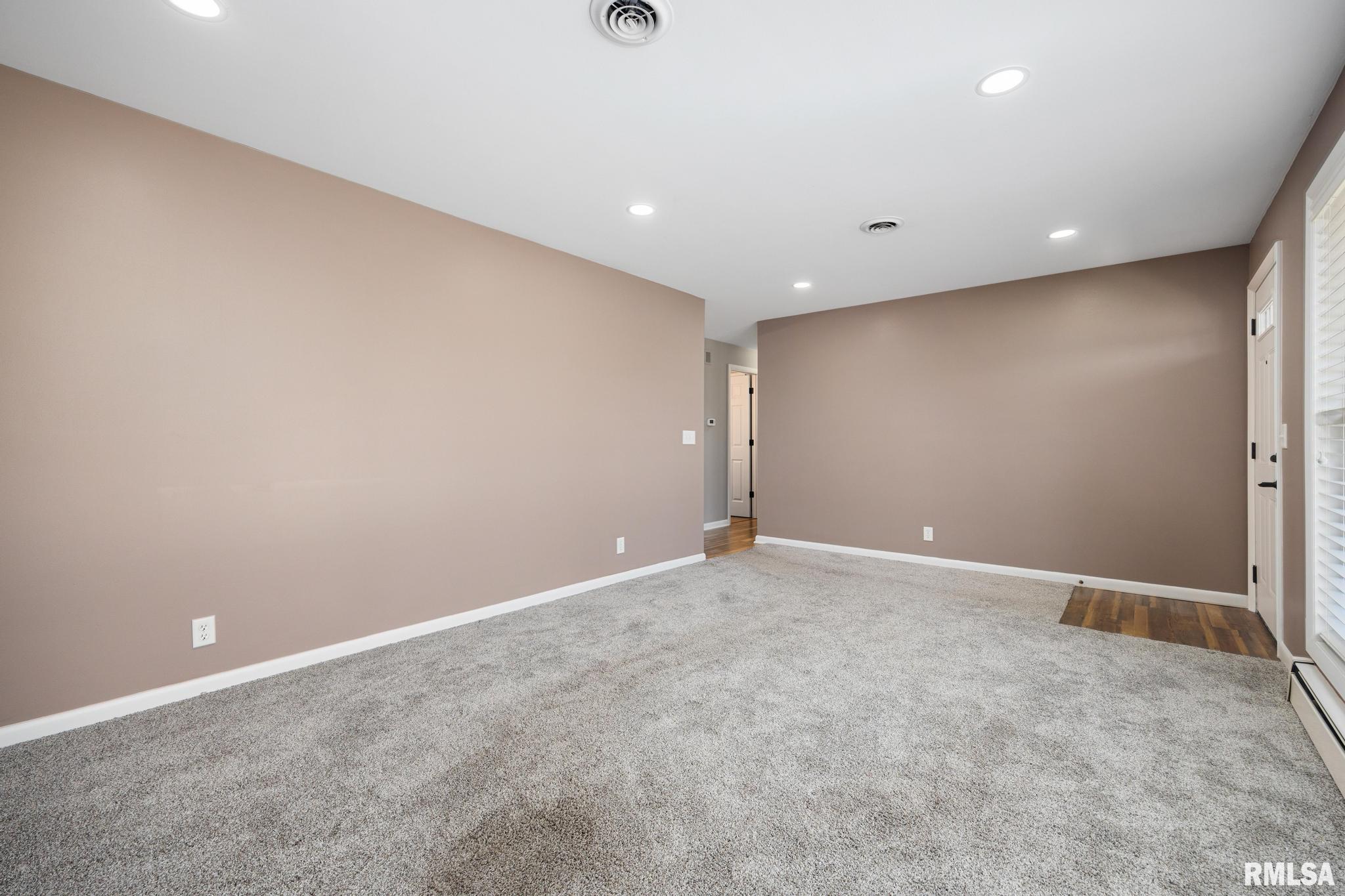 525 Brentwood Road Morton, IL 61550 - Photo 6 of 33