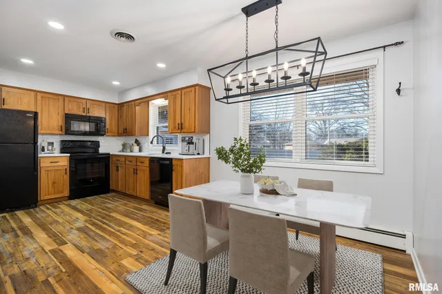 $234,900 | 525 Brentwood Road, Morton, IL 61550