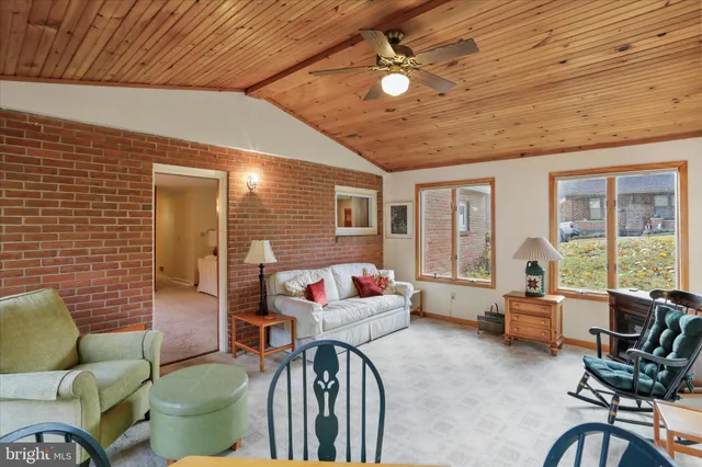 $267,000 | 811 Camden Avenue, Cumberland, MD 21502