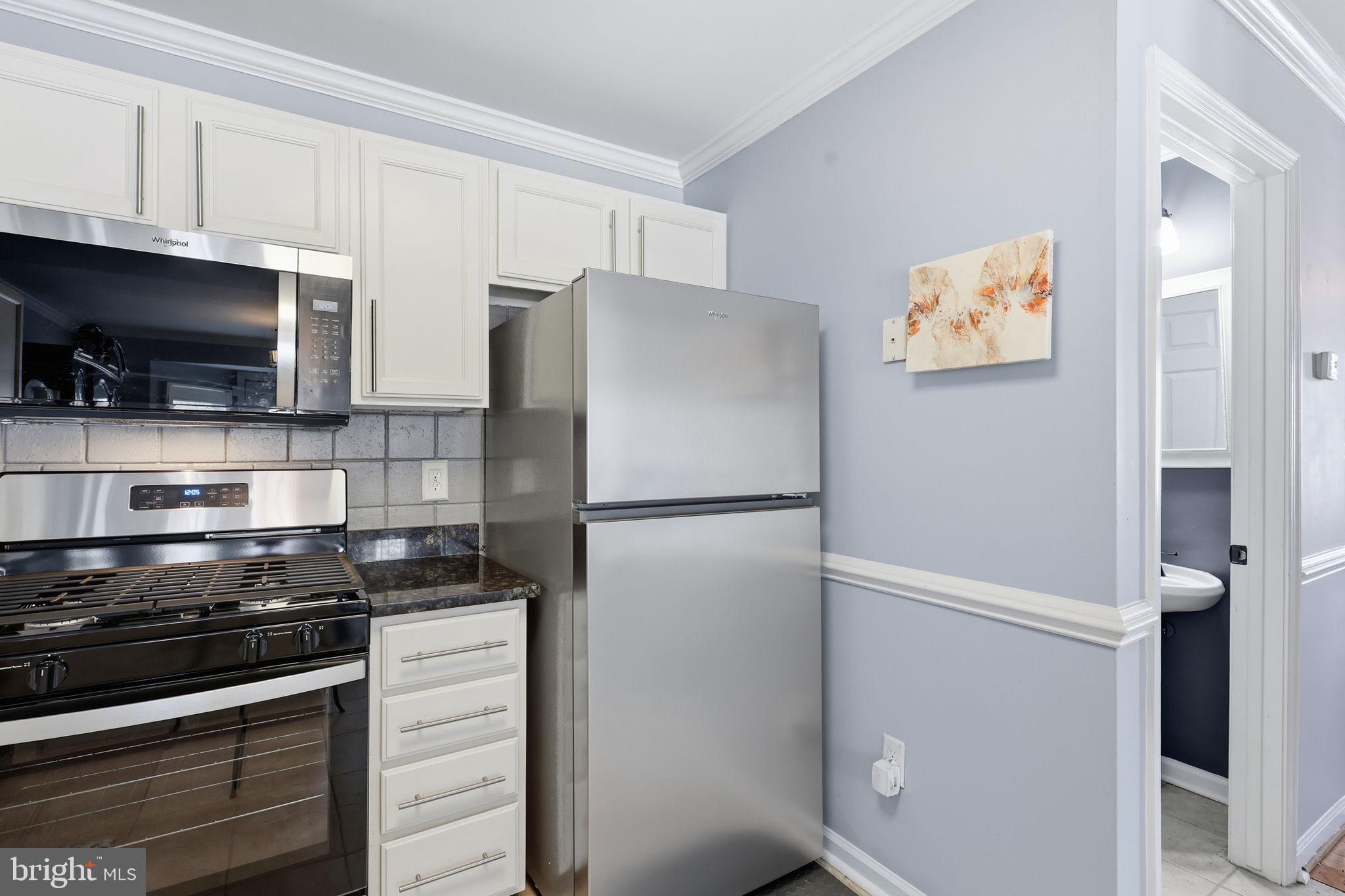 9332 Wax Myrtle Way Manassas, VA 20110 - Photo 15 of 40