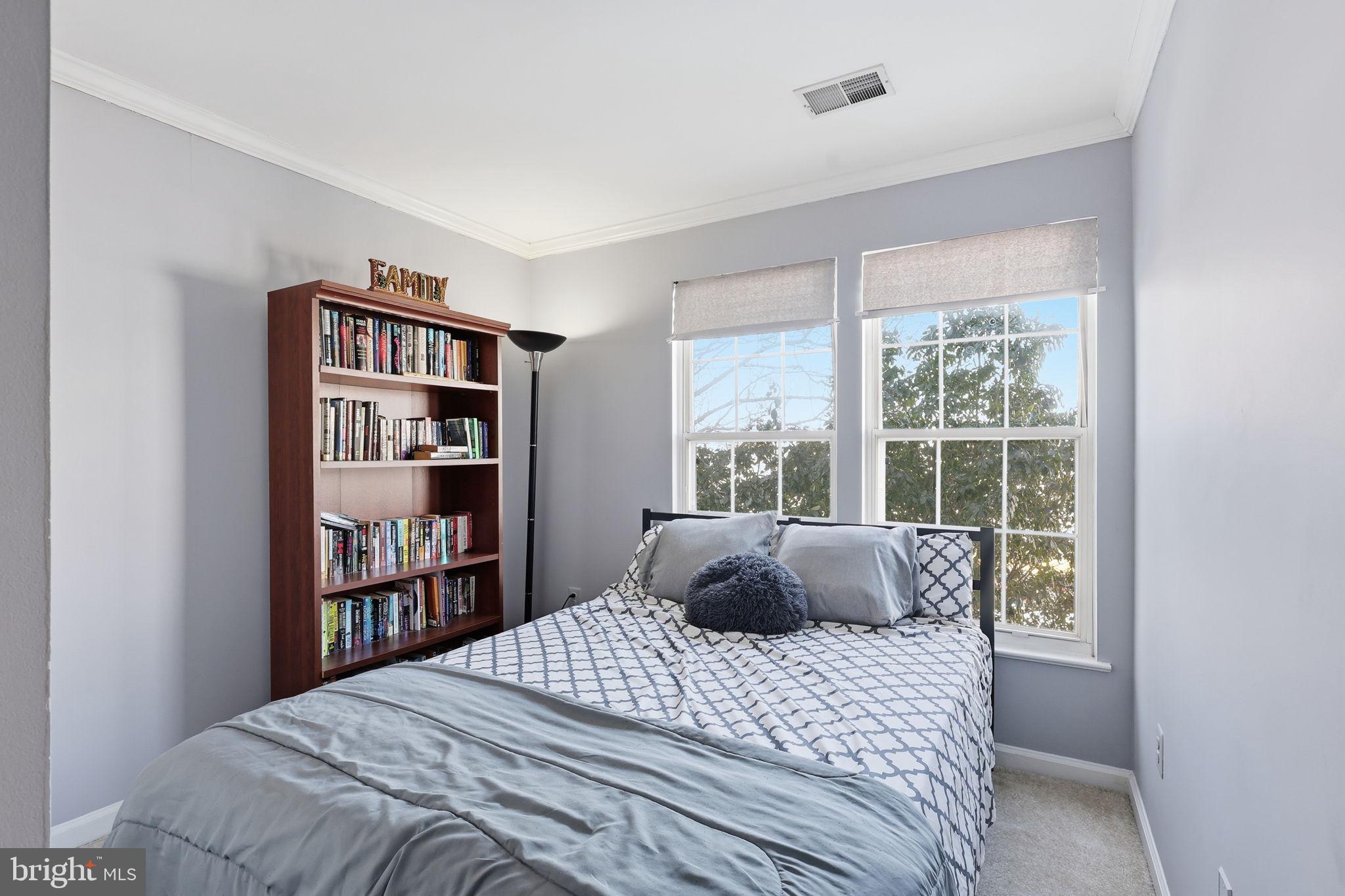 9332 Wax Myrtle Way Manassas, VA 20110 - Photo 30 of 40