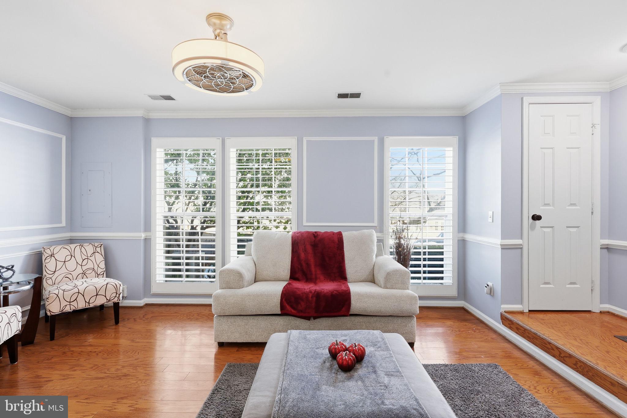 9332 Wax Myrtle Way Manassas, VA 20110 - Photo 7 of 40