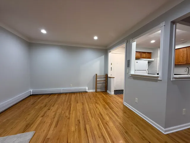 $2,100 | 1253 Island Drive, Unit 102, Ann Arbor, MI 48105