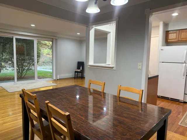 $2,100 | 1253 Island Drive, Unit 102, Ann Arbor, MI 48105