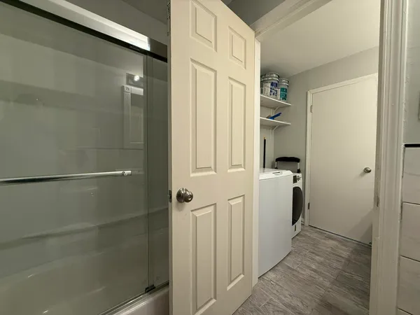 $2,100 | 1253 Island Drive, Unit 102, Ann Arbor, MI 48105