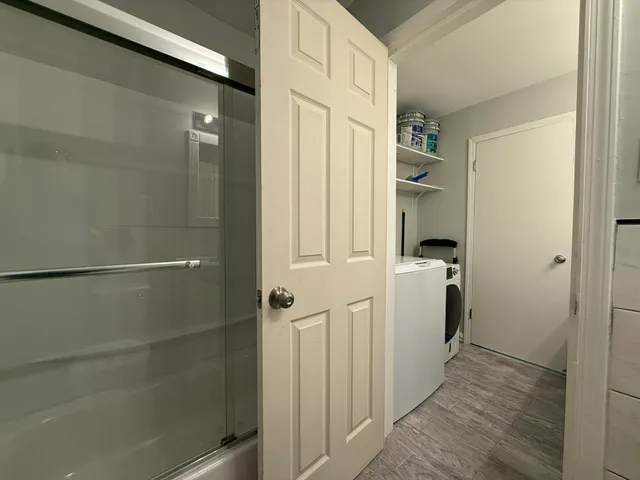 $2,100 | 1253 Island Drive, Unit 102, Ann Arbor, MI 48105