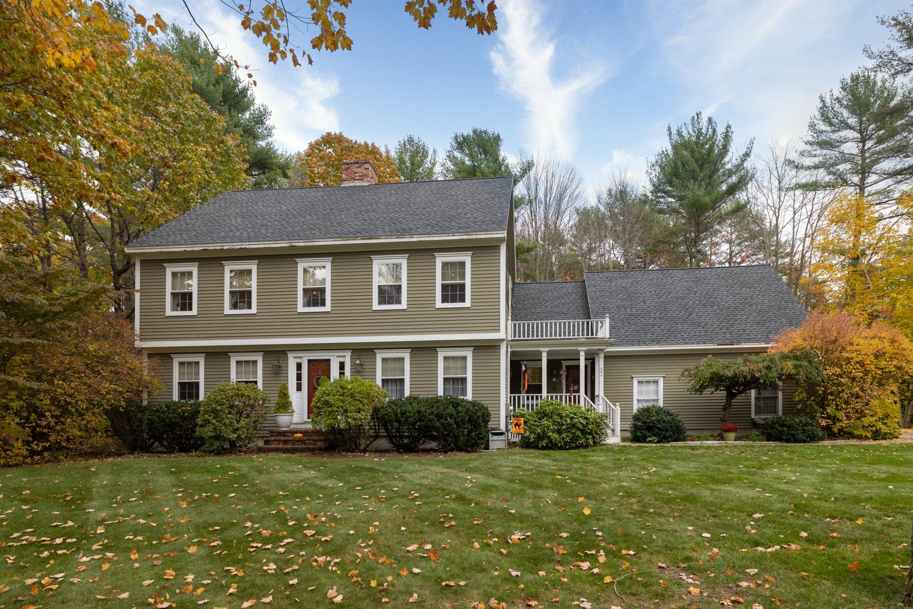 32 Rivers Edge Drive Kennebunk, ME 04043 - Photo 2 of 37 Front of home