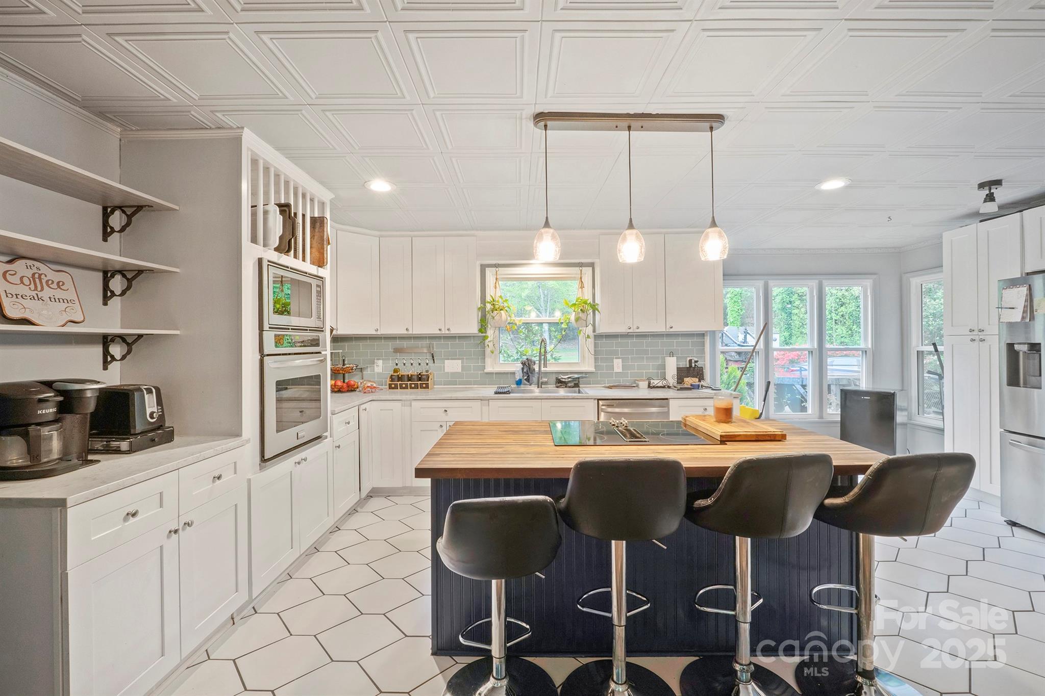 213 Lost Corner Road Morganton, NC 28655 - Photo 5 of 43