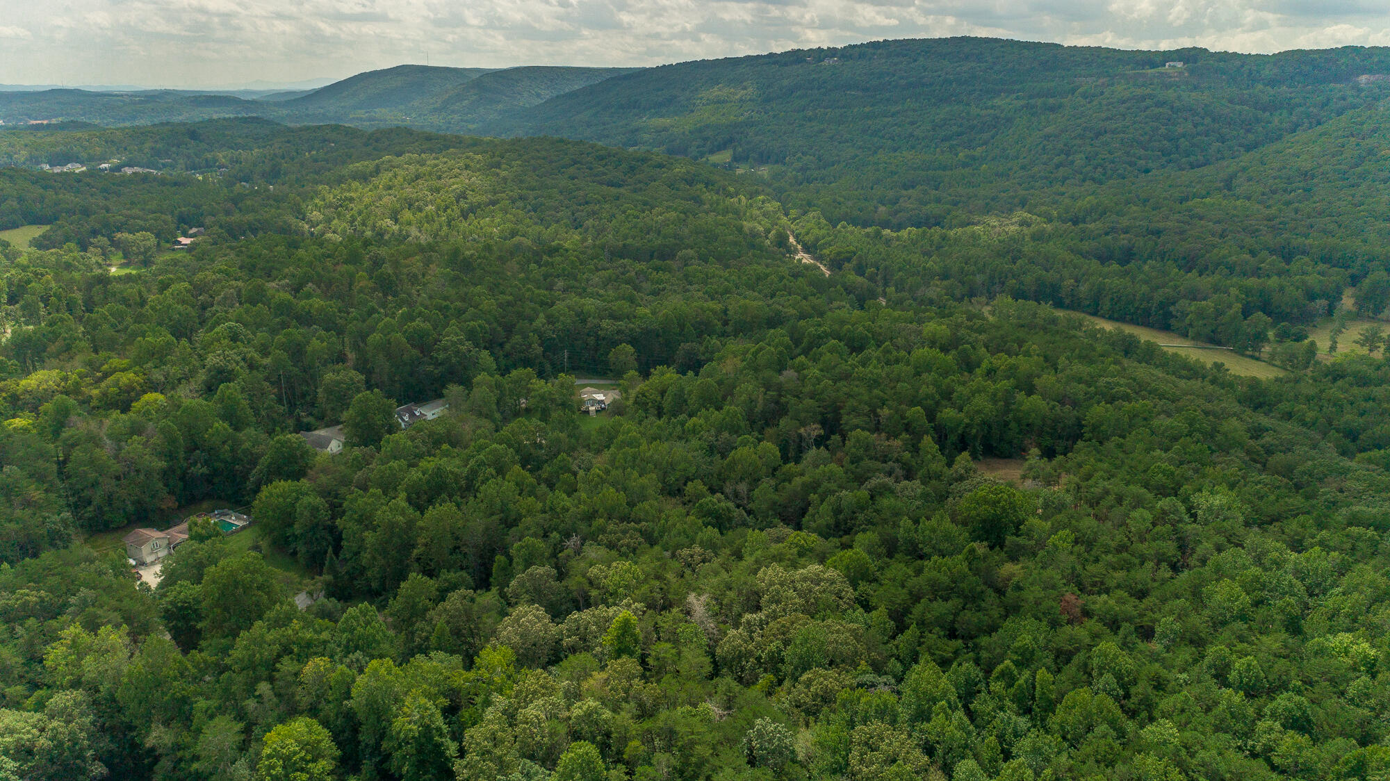 433 Coleman Road Soddy Daisy, TN 37379 - Photo 19 of 33 433 Coleman Road-17