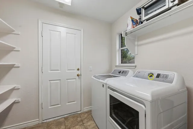 $825,000 | 5313 Concho Creek Bend, Austin, TX 78735