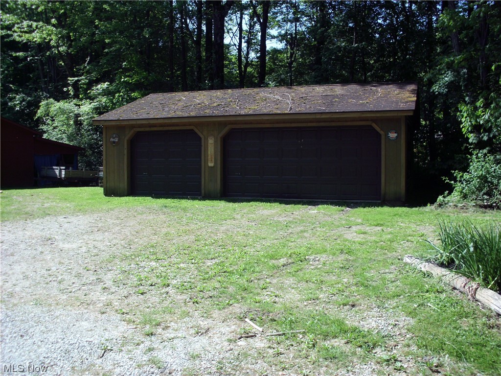 6777 Ledge Road Thompson, OH 44086 - Photo 12 of 32