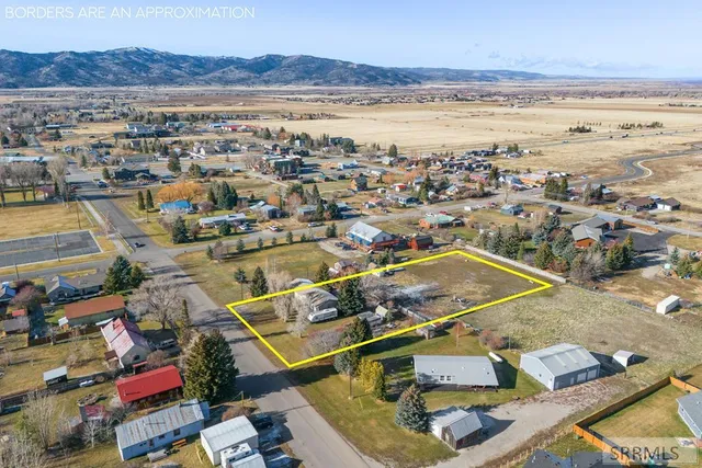 $1,100,000 | 135 East Birch Street, Victor, ID 83455