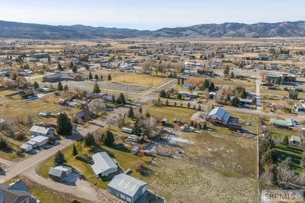 $1,100,000 | 135 East Birch Street, Victor, ID 83455