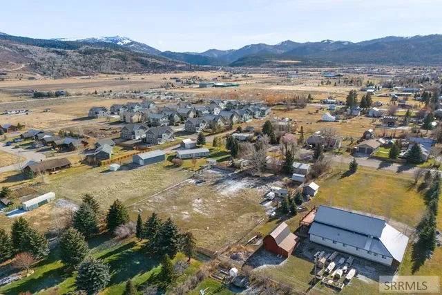 $1,100,000 | 135 East Birch Street, Victor, ID 83455