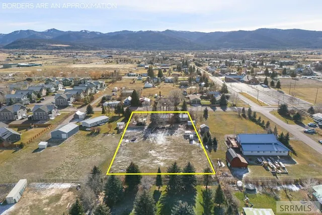 $1,100,000 | 135 East Birch Street, Victor, ID 83455